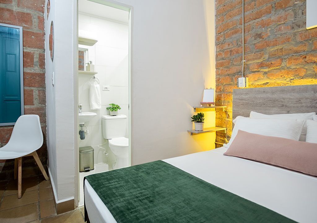 Individually decorated, laptop workspace, free WiFi, bed sheets