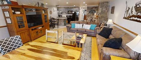 Flat-screen TV, fireplace