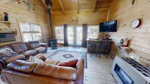 Televisio, takka, DVD-soitin