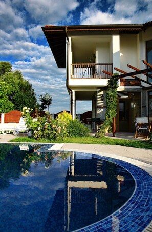 Utomhuspool
