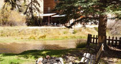 By the River - In Town - On The River - Backyard Fishing Spot - Free WiFi - Cabl