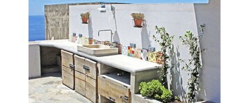 Maison de village avec une vue époustouflante sur mer