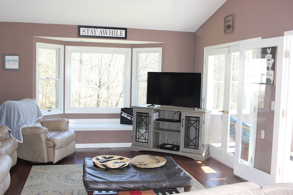 TV, fireplace, DVD player, foosball