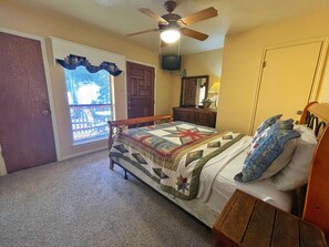2 chambres, fer et planche à repasser, Wi-Fi gratuit, draps fournis