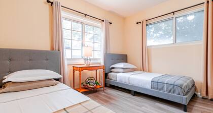 Luxury 3 BR Home By Levy's Great America Conv Ctr