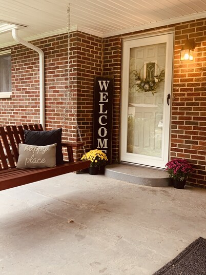 4 bedroom Trail House in Williamson, WV 