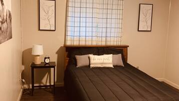 4 bedrooms, WiFi, bed sheets