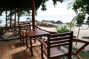 Beach Front | 1 bedroom, free WiFi, bed sheets