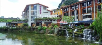 Yangshuo West Street Vista Hotel