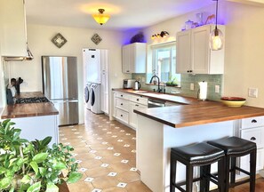 Fridge, microwave, oven, stovetop - Gorgeous views, spacious house on large property (Whittier)