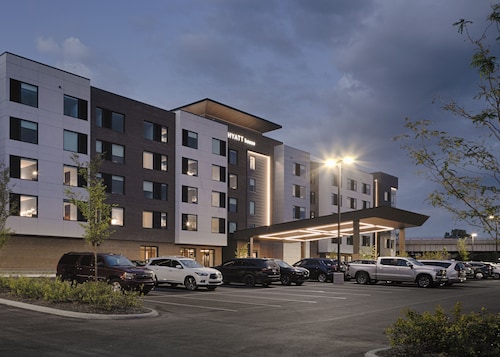 Hyatt House Columbus OSU / Short North