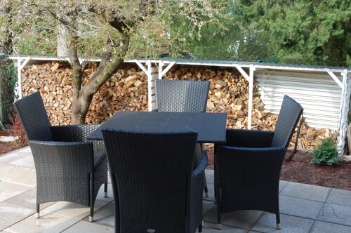 Wohnung mit Kamin Terrasse und Grill in der Nähe von Nürnberg