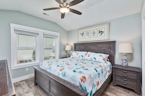 9 bedrooms, internet, bed sheets - 5450- Wench's Pad 3, Spacious Oceanfront Nags Head Home with Private Pool! (Nags Head)
