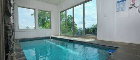 Piscine couverte