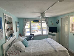 1 chambre, fer et planche Ă repasser, Wi-Fi gratuit, draps fournis