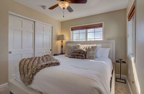 2 bedrooms, Internet, bed sheets