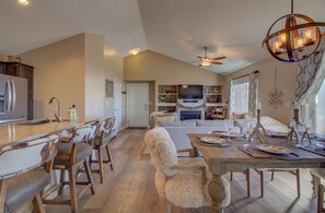 TV, fireplace - Stylish Top-Floor Condo | Walk to Ski Area! (Steamboat Springs)
