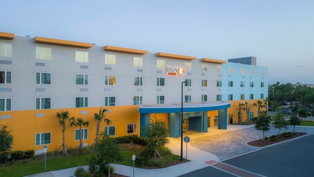 SPOT X Hotel Orlando Intl Dr by The Red Collection - Image 88