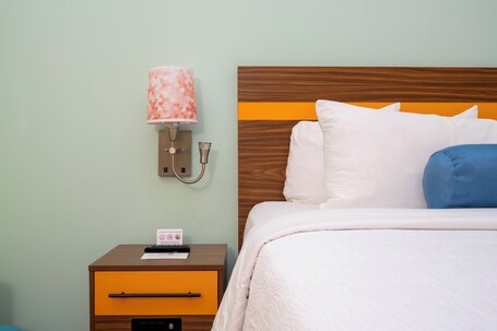 SPOT X Hotel Orlando Intl Dr by The Red Collection - Image 100