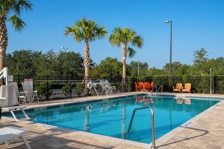 SPOT X Hotel Orlando Intl Dr by The Red Collection - Image 31