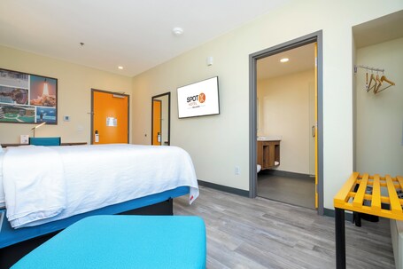 SPOT X Hotel Orlando Intl Dr by The Red Collection - Image 76