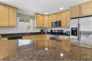 Fridge, microwave, dishwasher, toaster - 511 Doral Drive - Bethany West (Bethany Beach)