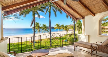 Luxurious Beachfront Villa