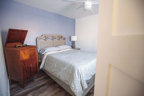 1 chambre, bureau, Wi-Fi gratuit, draps fournis