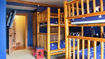 7 多间卧室、熨斗/熨衣板、旅行婴儿床、免费 WiFi