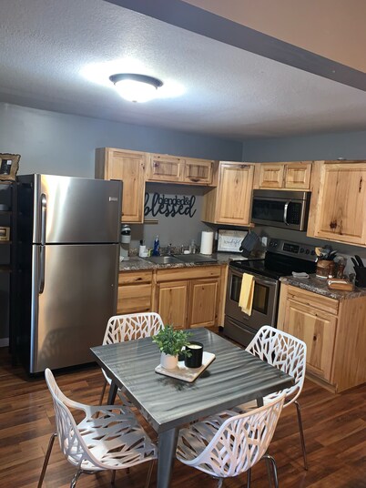 ~Chandler’s Chateau in the Heart of Brevard ~