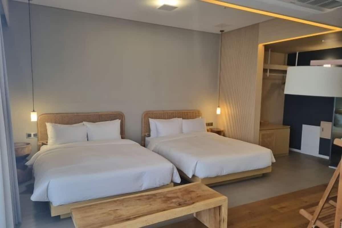 1 bedroom, desk, soundproofing, free WiFi
