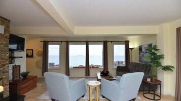 TV connectée, cheminée