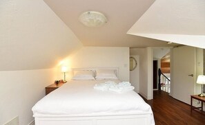 3 dormitorios, escritorio, tabla de planchar con plancha y wifi gratis