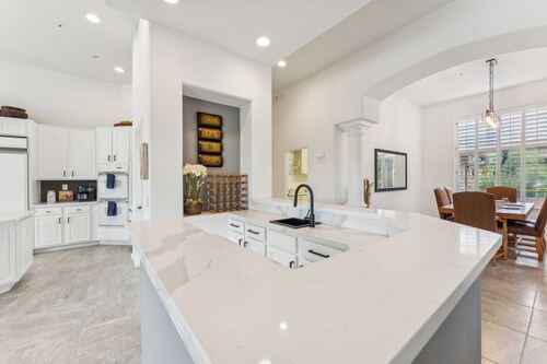 Resort Style Pool Home- Troon - Updated