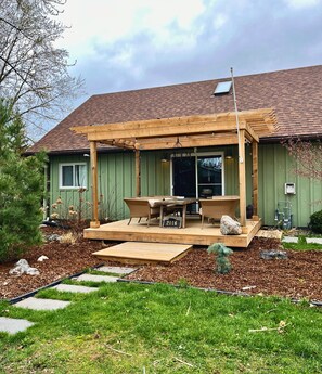 屋外ダイニングエリア