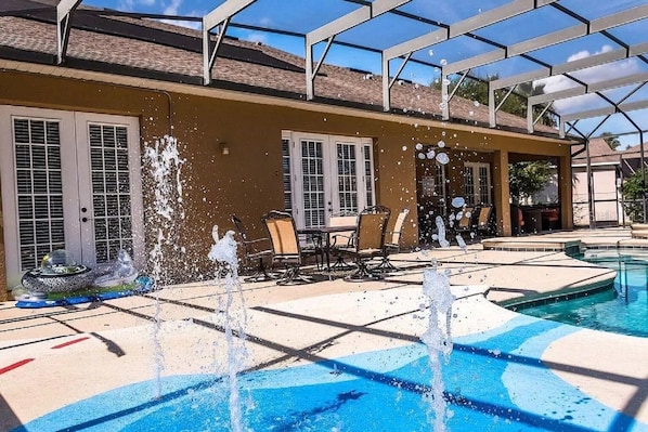 Piscine extérieure