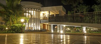 Manohari The Tea Retreat