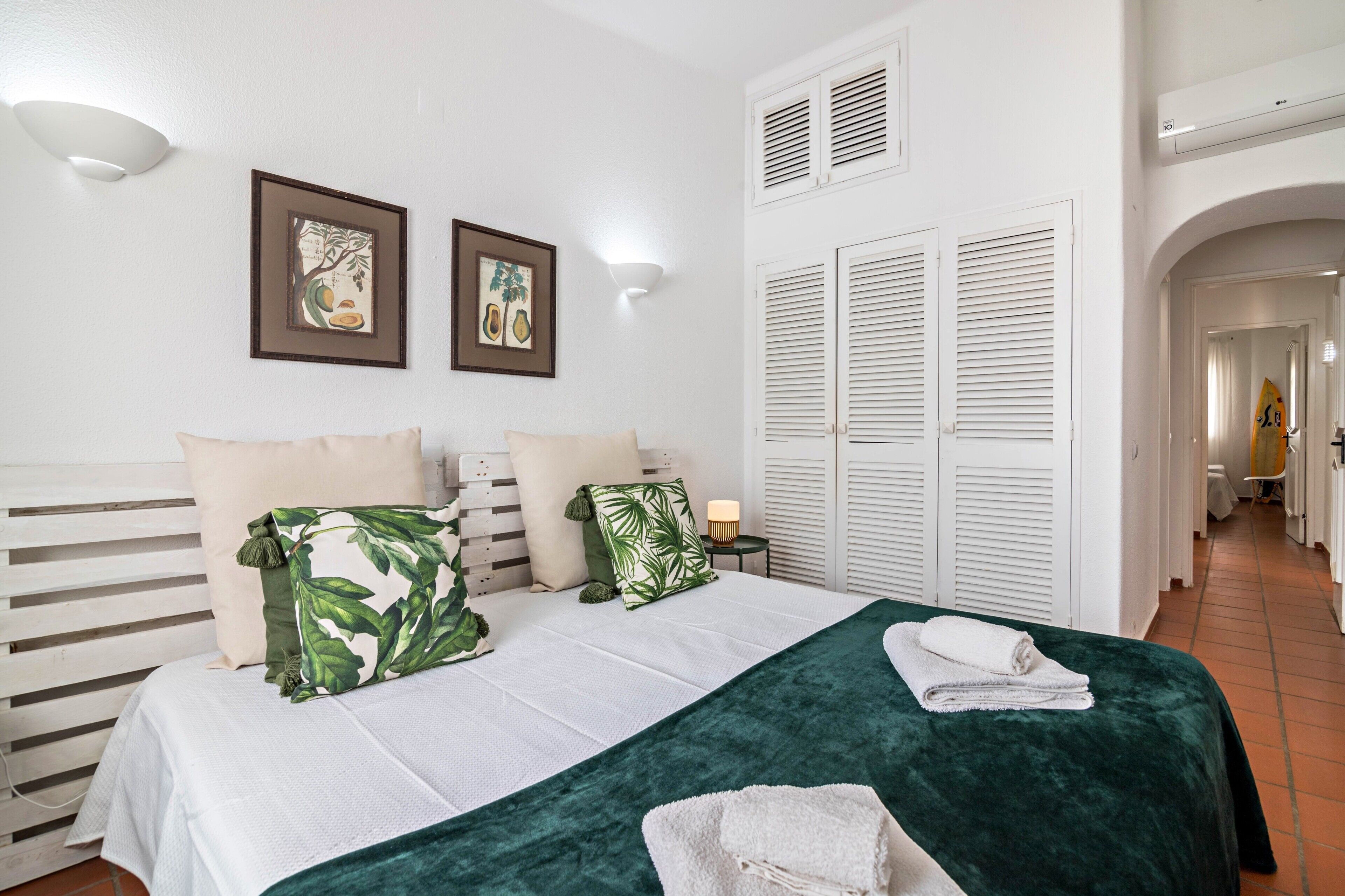 2 sovrum, strykjärn/strykbräda, gratis wi-fi och sängkläder