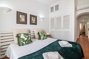 2 camere, ferro/asse da stiro, Wi-Fi gratuito, lenzuola