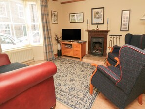Living room - Howe End Cottage (York)