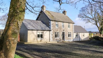 Cottage | Front of property