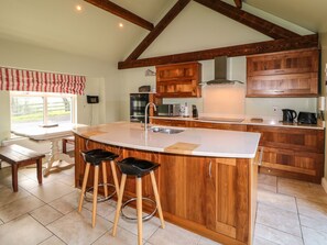 Ferienhaus | Eigene Küche | Geschirrspüler, Kochgeschirr/Geschirr/Besteck