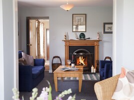 Cottage | Living room