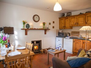 Cottage | Living room - Mr Mcgregors' Cottage (Omagh)