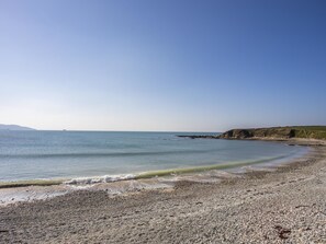 Cottage | Interior - Stabl Bach (Holyhead)