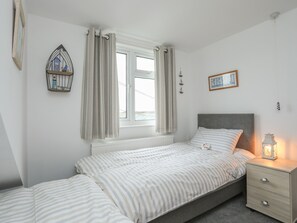 Cottage | 2 bedrooms, individually decorated, individually furnished - Lanka (Moelfre)