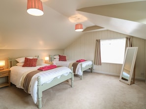 2 bedrooms, individually decorated, individually furnished, free WiFi - Shilstone Lodge (Newton Abbot)