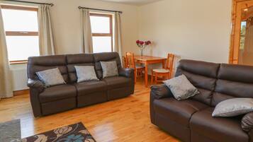 Cottage | Living room