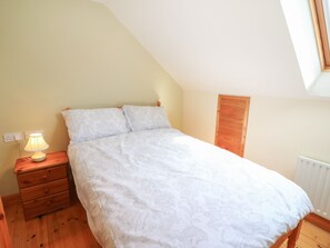 Cottage | 6 bedrooms, individually decorated, individually furnished, free WiFi
