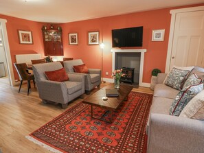 Cottage | Living area - The Coach House - Holmwood (Glasgow)